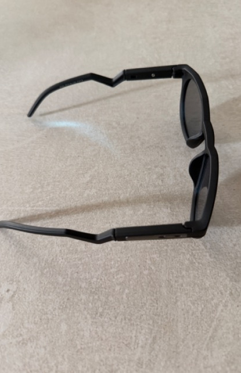 Sunglasses 826