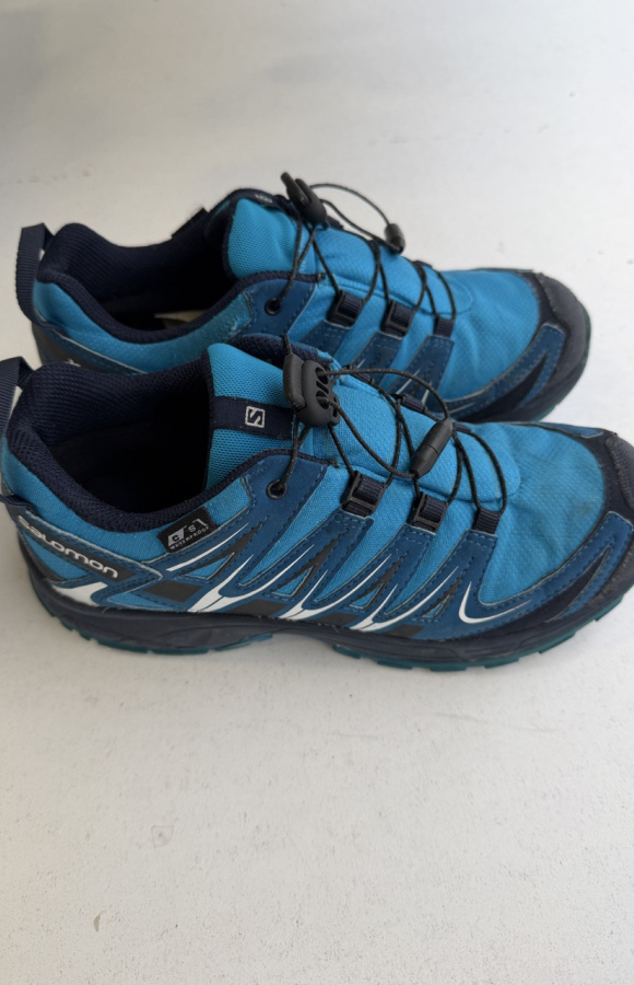 SALOMON 686