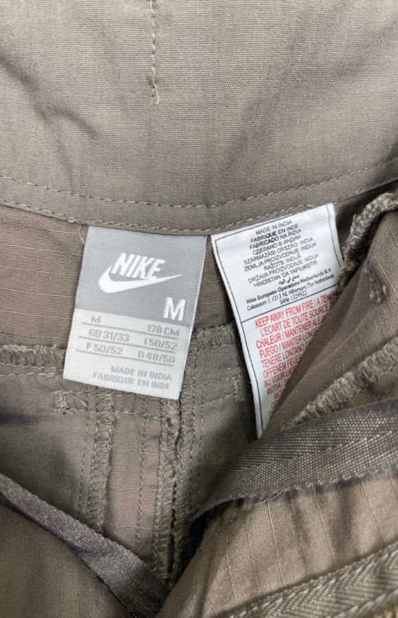 NIKE 719