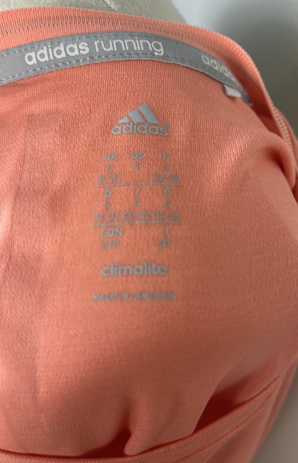 Adidas 700