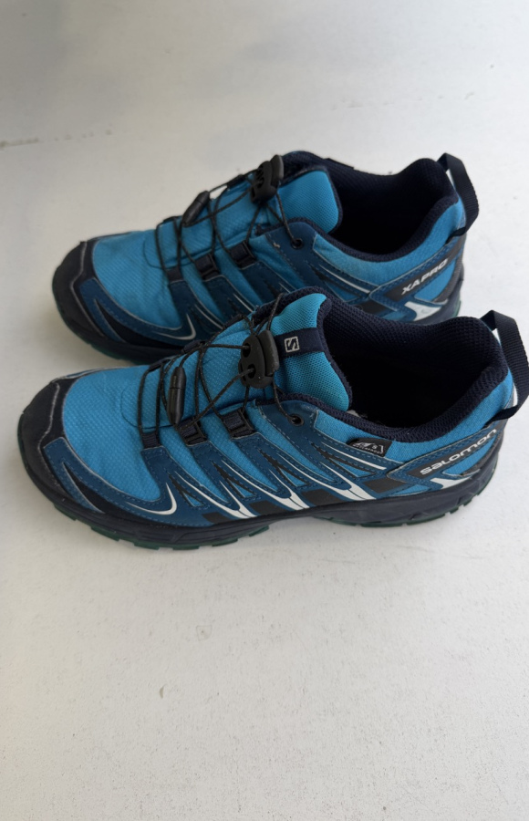 SALOMON 686