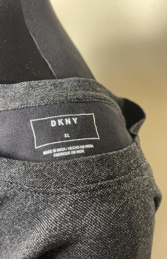 DKNY 644