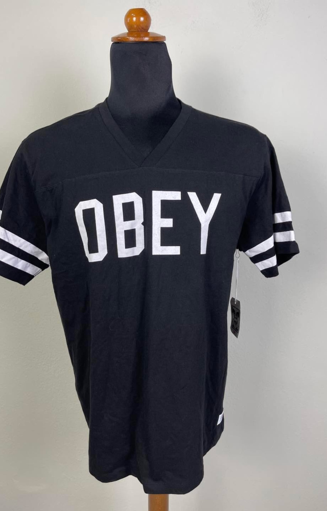 OBEY 425