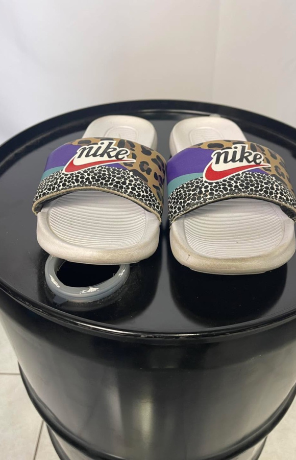 NIKE 604