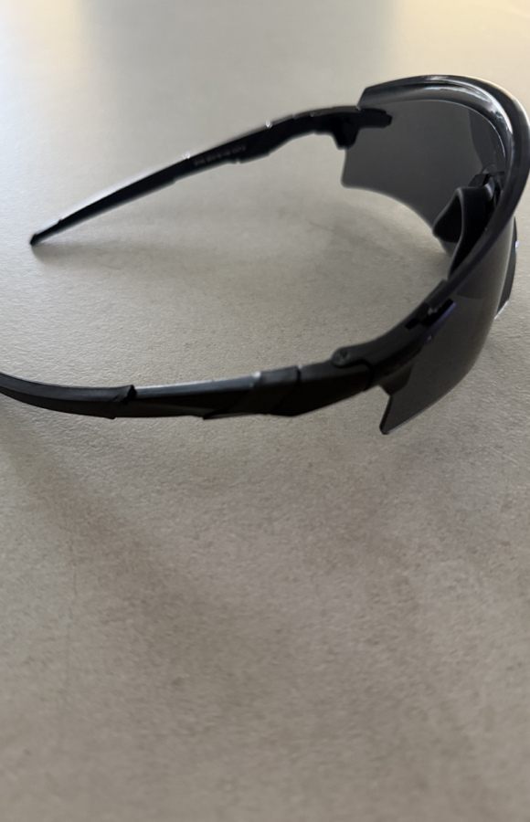 Sunglasses 836