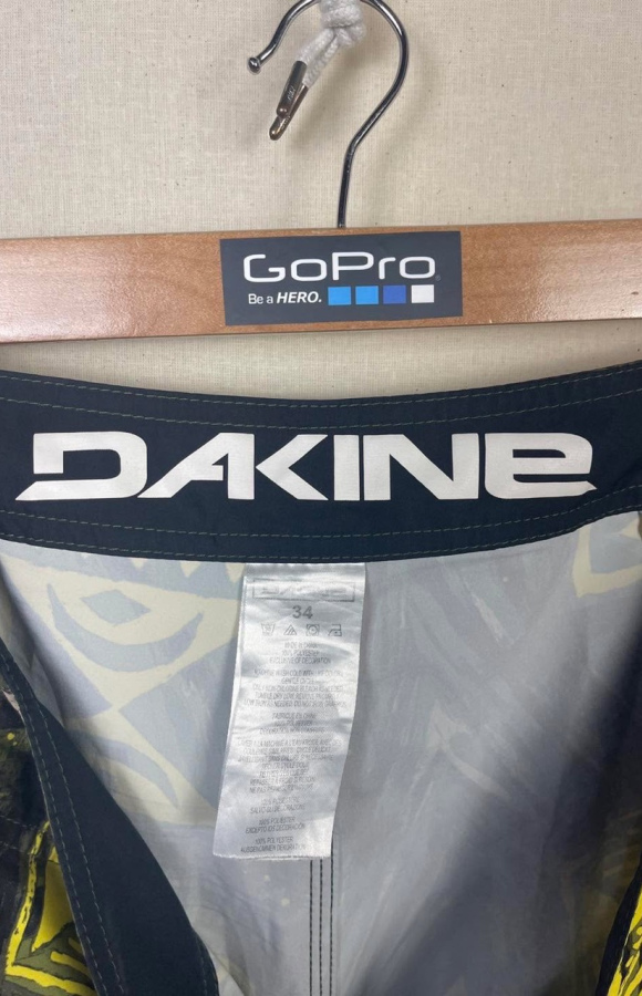 Dakine 484
