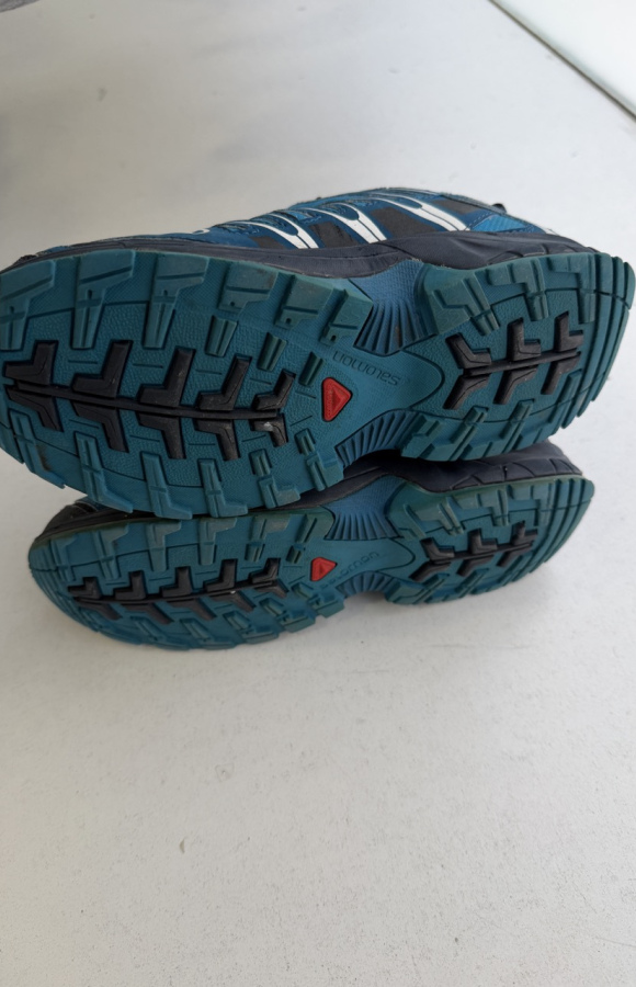 SALOMON 686