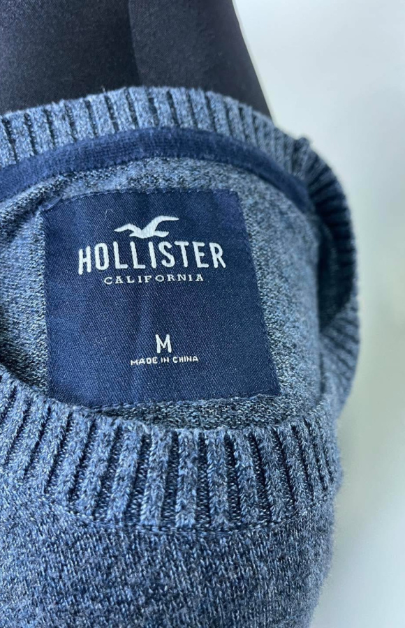 HOLLISTER